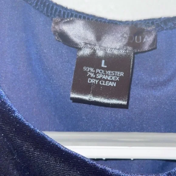 Aqua Velvet Cold Shoulder Dress in Navy Blue Size Large - Picture 3 of 4